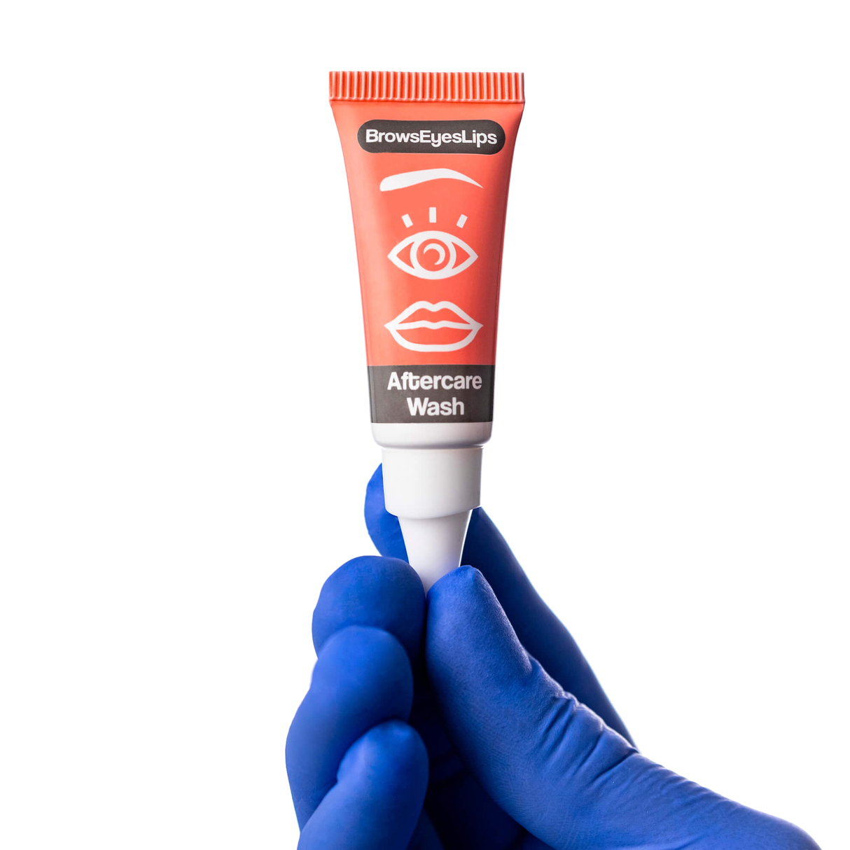 8g tube of BrowsEyesLips sulphate-free, pH-balanced PMU aftercare cleanser, enriched with grape seed oil and extract to gently clean skin before aftercare application without drying or irritation.