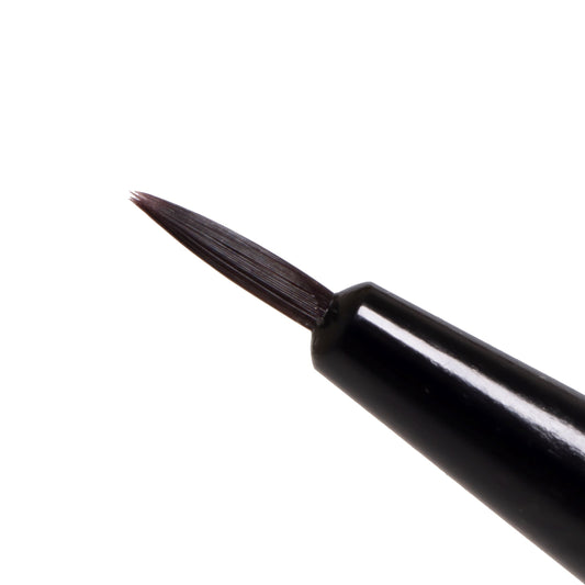 ElleeBRUSH Fine Tip tool with slim, tapered synthetic bristles, designed for precise product application on short lashes, outer corners, and delicate areas during lash lift treatments.