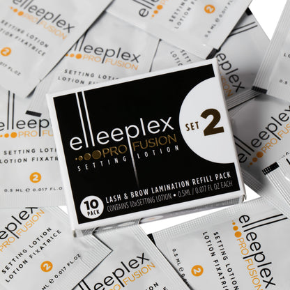 Pack of 10 individual Elleeplex Step 2 SET sachets for lash lift and brow lamination, designed to reform disulphide bonds and set hair in its new shape.