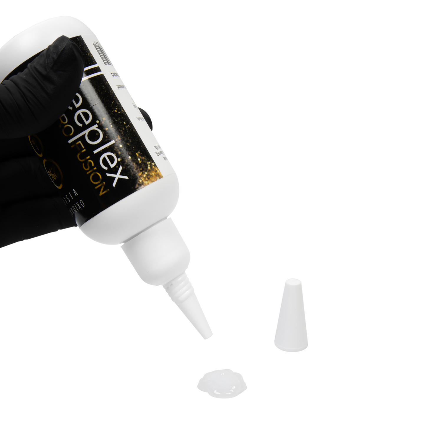  A 100ml squeeze bottle with a precision nozzle dispenser of Elleeplex Profusion 2% creme oxidant developer, designed for mixing lash and brow tints.